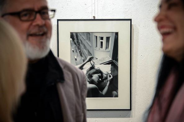 Miris žene - izložba fotografija Stanka Abadžića u Beogradu