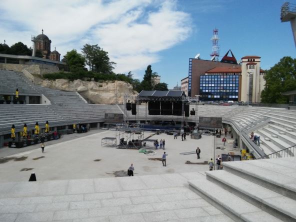 Stadion Tašmajdan renoviran, nastupaju domaće zvezde