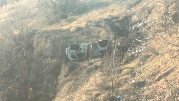 Nesreća u Podgorici - sleteo u Moraču zapaljeni automobil