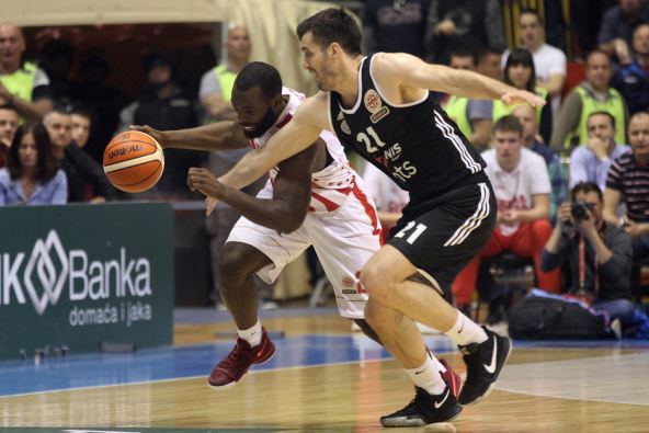 Crvena zvezda - Partizan 85:74 Hečer i Gordon bez ubačenog koša (FOTO)