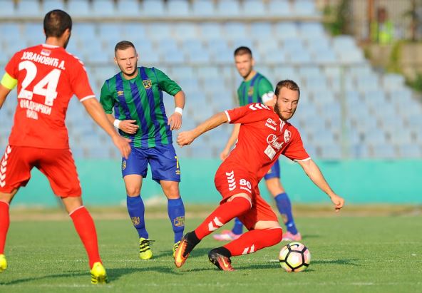 Fudbal Superliga po velikoj vrućini