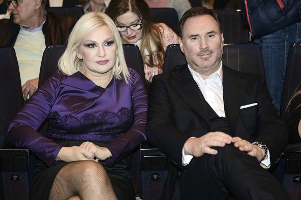 Zorana Mihajlović - Slobodan Milošević - spomenik
