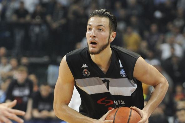 Žofri Lovernj napustio Asvel i nudi se Partizanu