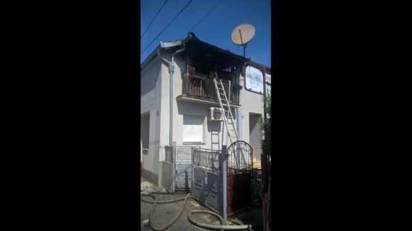 Požar u Čačku - gori stambena zgrada