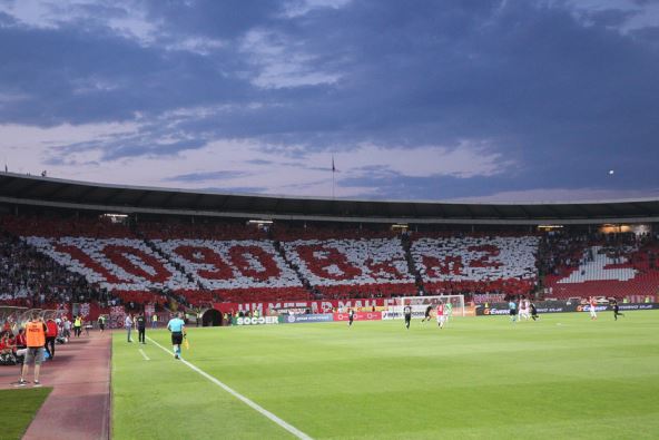 Miloš Degenek Crvena zvezda