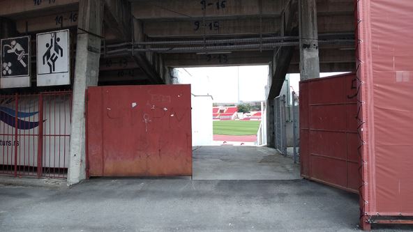 Južni prilaz stadionu "Karađorđe".