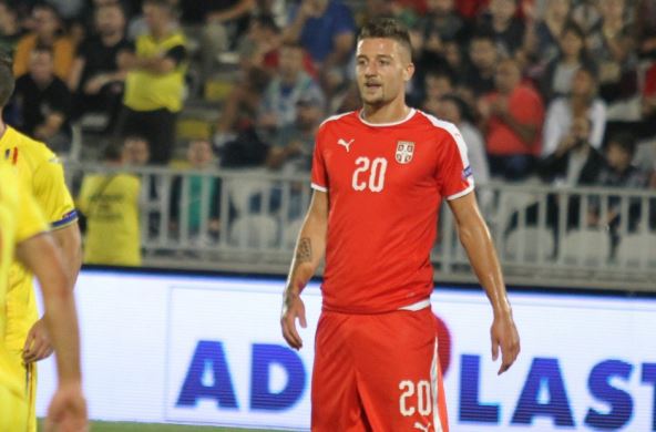 Sergej Milinković-Savić u dresu Srbije.