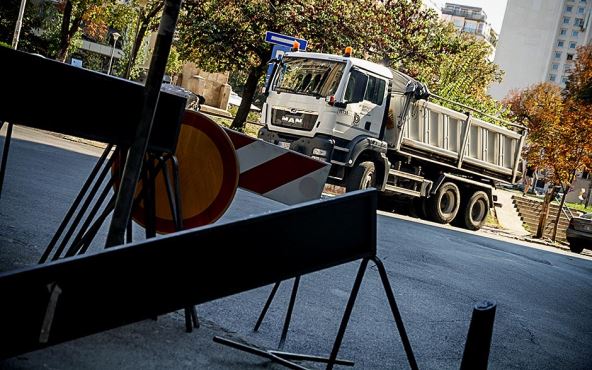 Stanari blokirali radove oko Topličinog venca