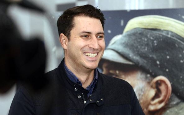 Petar Ristovski na premijeri filma sa ocem
