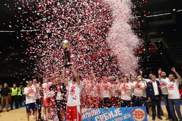 Crvena zvezda i leto za promene 2019