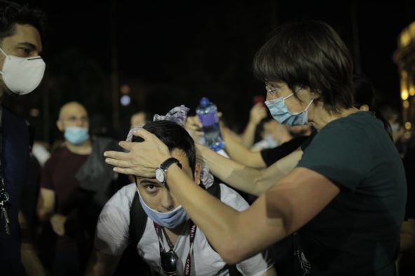 Stefanović o protestu i bačenom suzavcu