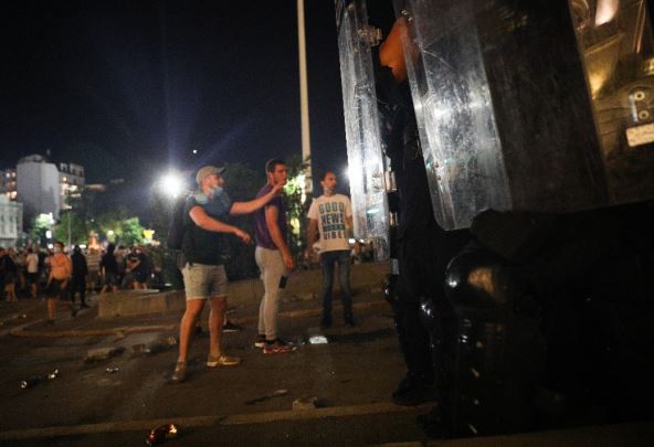 Protest Beograd uživo prenos najnovije vesti
