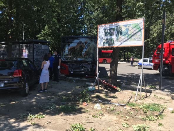 Beograd nesreća autobus okretnica Miljakovac