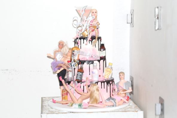 jelena Karleuša torta sa barbikama rođendan 