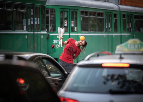 žongler raskrsnica beograd svetski putnik cirkus