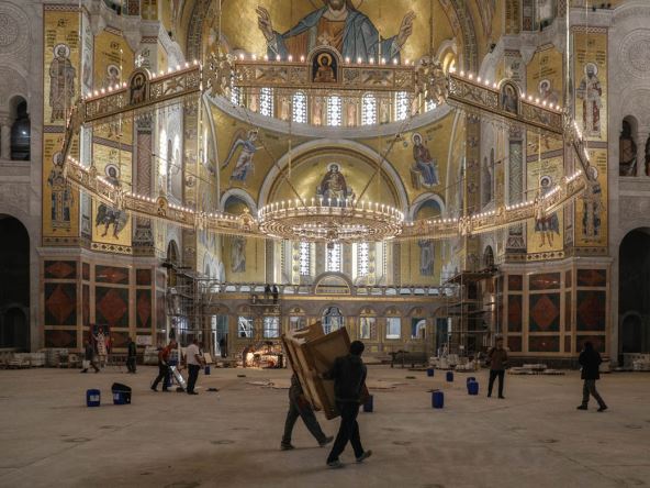 hram svetog save otvaranje rekonstrukcija luster mozaik freske fotografije