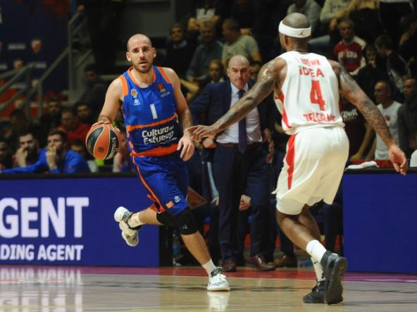 kino kolom pojacanje crvena zvezda novi plejmejker 