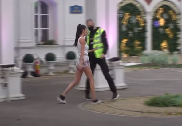 tara simov se vraca u zadrugu