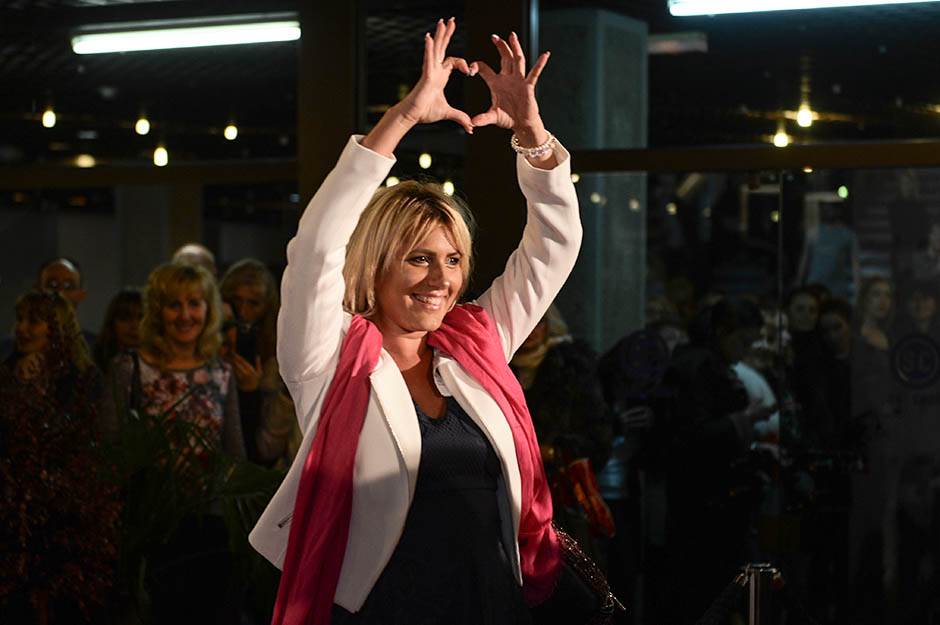 Jelena Golubović oplela po Zvezdanu Ani i Zorici Marković