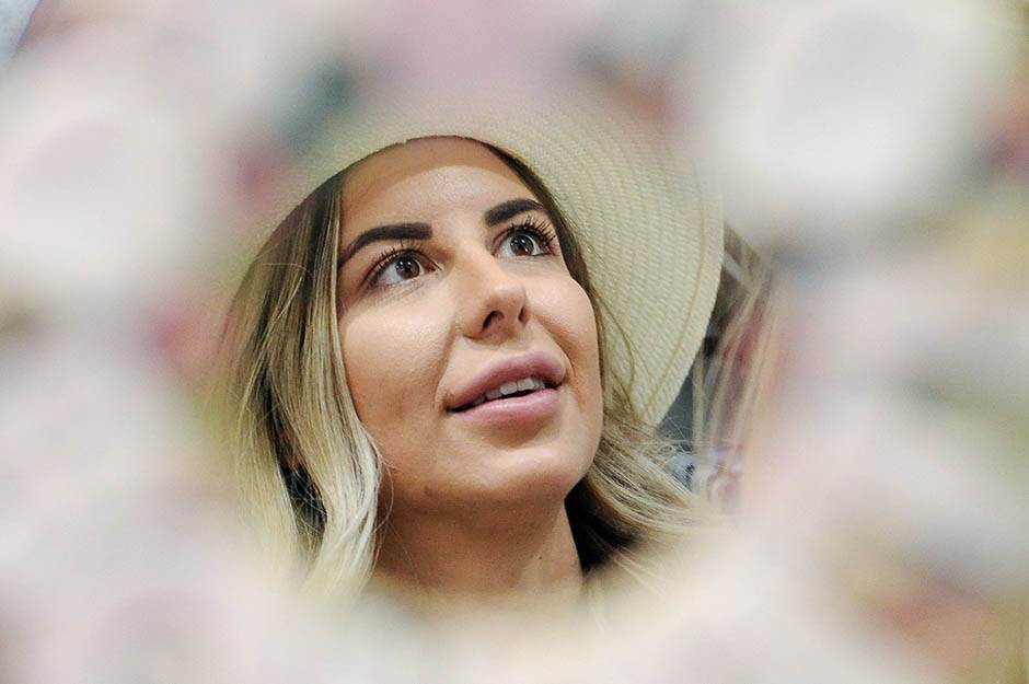 Zorannah usne blogerka povredila usnu