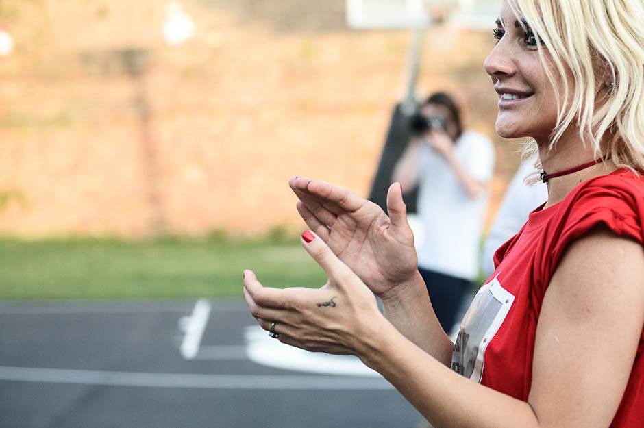 Milica Dabović muškarci rasprodaja stvari VIDEO