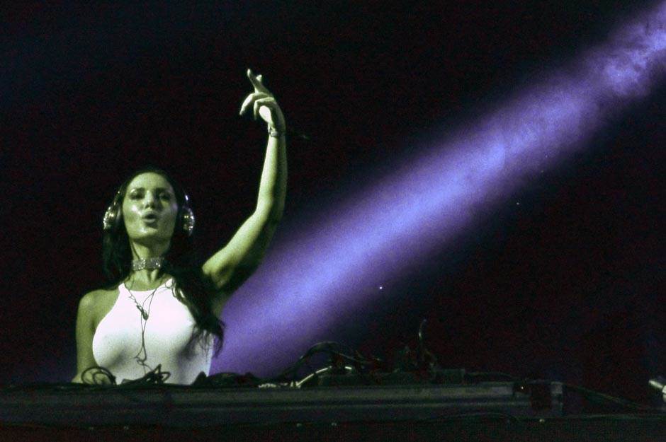 Lejdi Li vrući snimak iz bazena