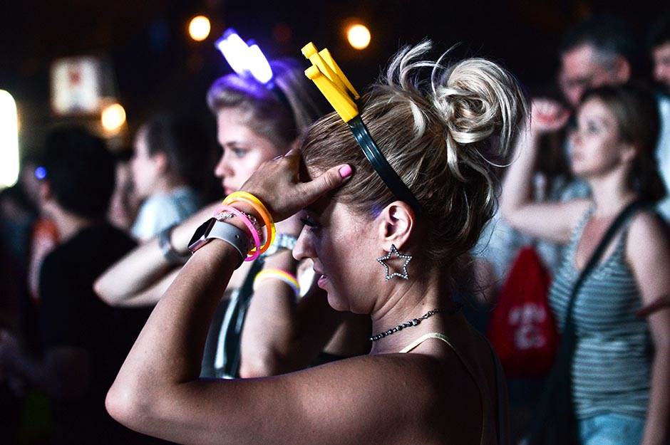 Lejdi Li vrući snimak iz bazena