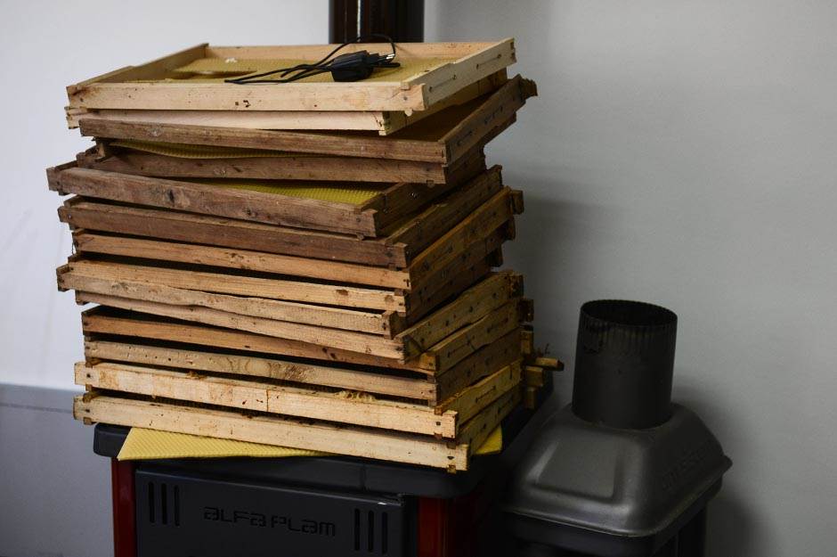 Selo - pčelarstvo - posao na selu - dobra zarada