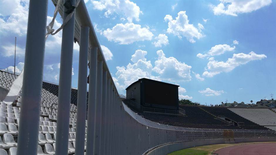 Da li se renovira stadion FK Partizan?