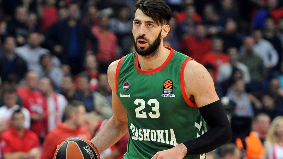 Šengelija potpisao za Barselonu, stiže i Klajburn