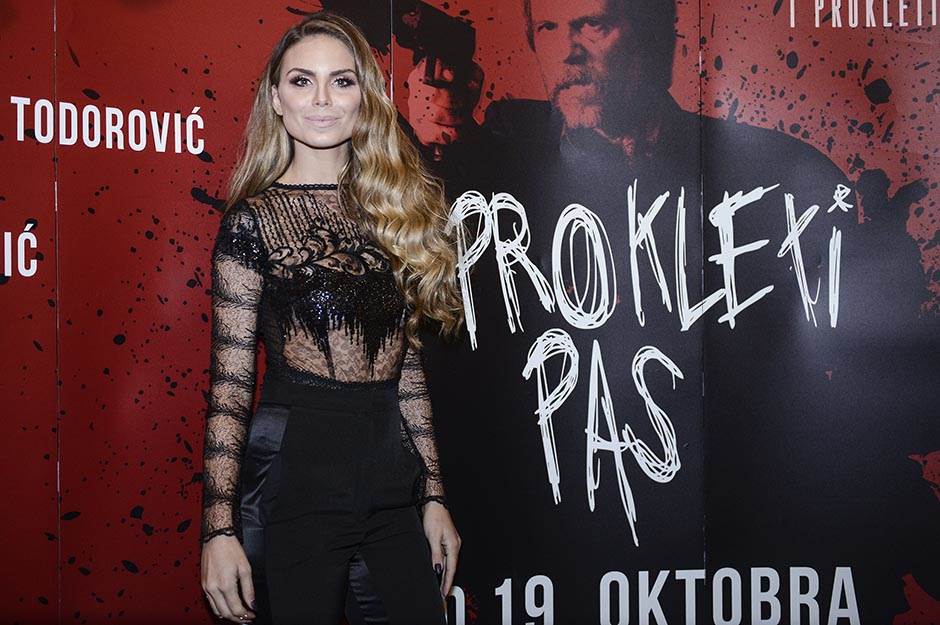 Nina Seničar trudna