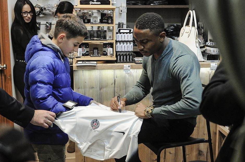 Tavamba dao gol Kristijanu Ronaldu