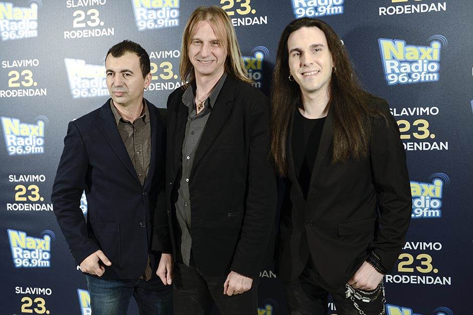 Udruženje estranih umetnika Crne Gore udarilo srpske pevače