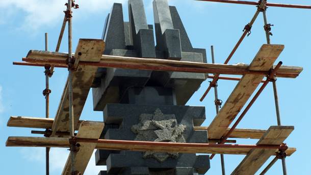 Spomenici bivše Jugoslavije komunistička arhitektura