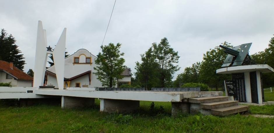 Spomenici bivše Jugoslavije komunistička arhitektura