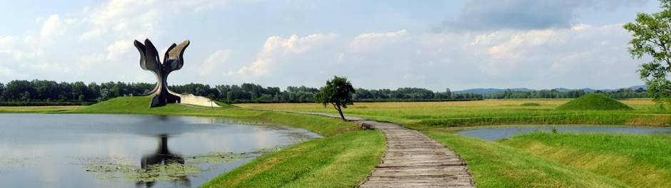 Spomenici bivše Jugoslavije komunistička arhitektura