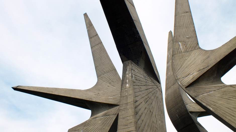 Spomenici bivše Jugoslavije komunistička arhitektura