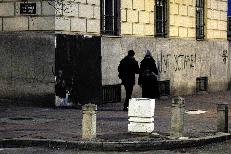 Uništeni murali navijača Partizana na Dorćolu