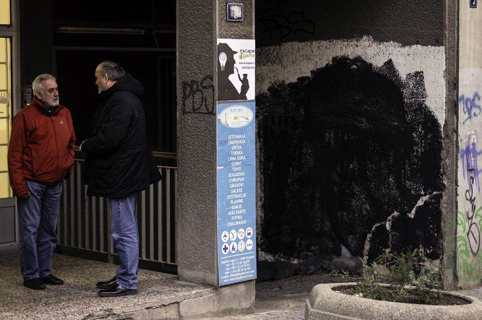 Uništeni murali navijača Partizana na Dorćolu