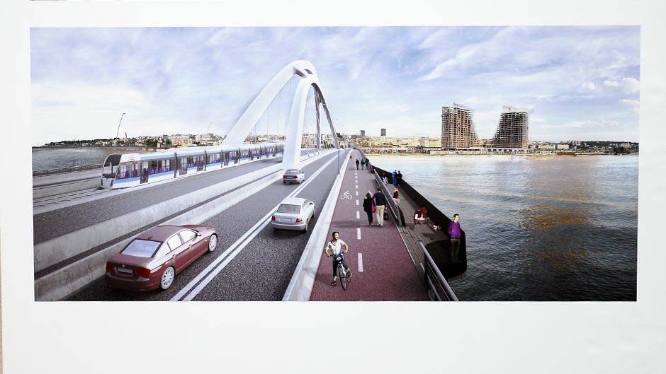 Uklonjen deo Starog savskog mosta