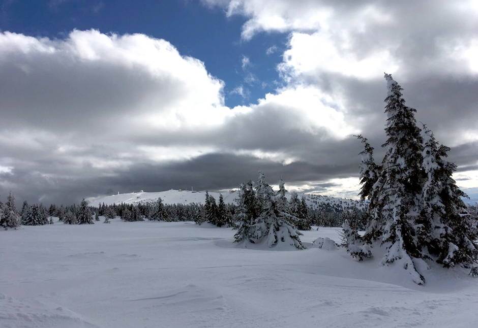 Koliko košta zimovanje i skijanje u Srbiji