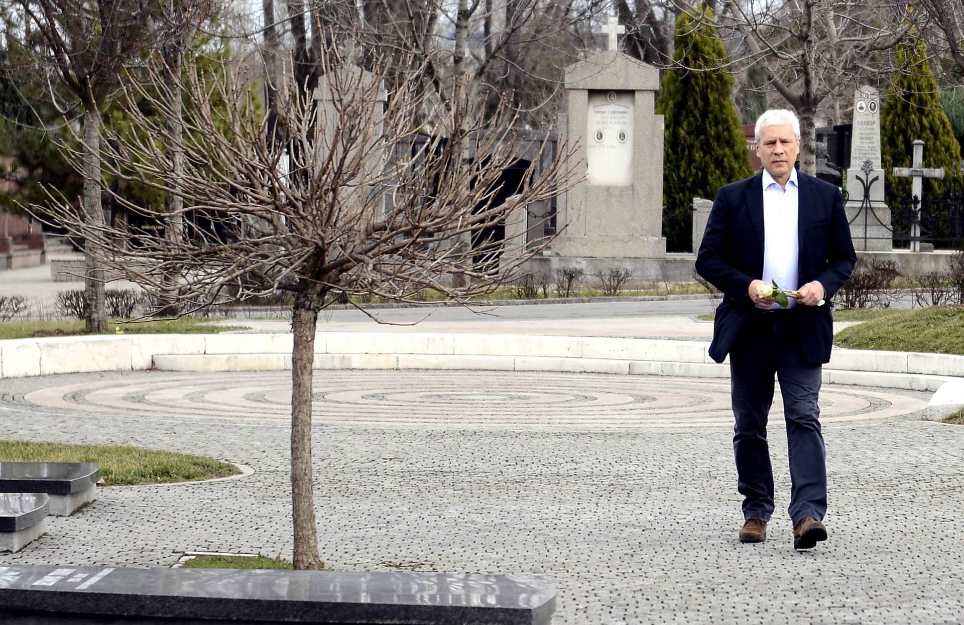 Načelnik MUP-a tvrdi da je Đinđić imao loše obezbeđenje