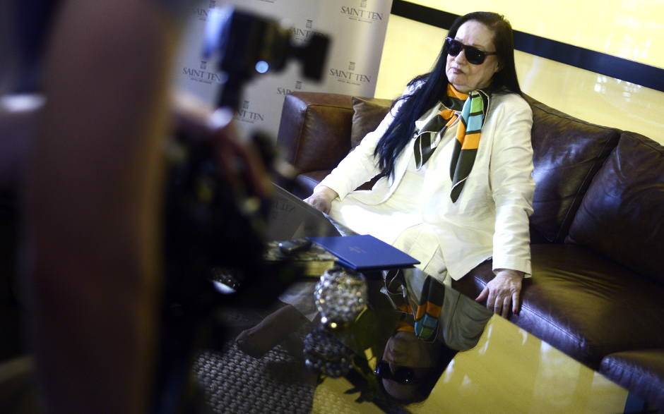 Olivera Katarina potegla flašu na albanskog političara zbog Lepe Lukić