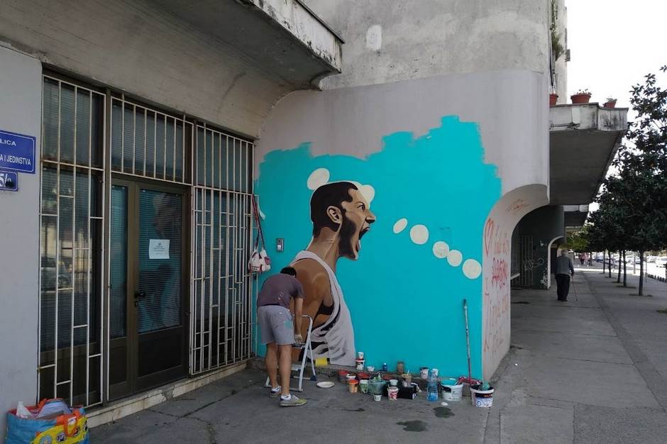 nikola ivanovic unisten mural