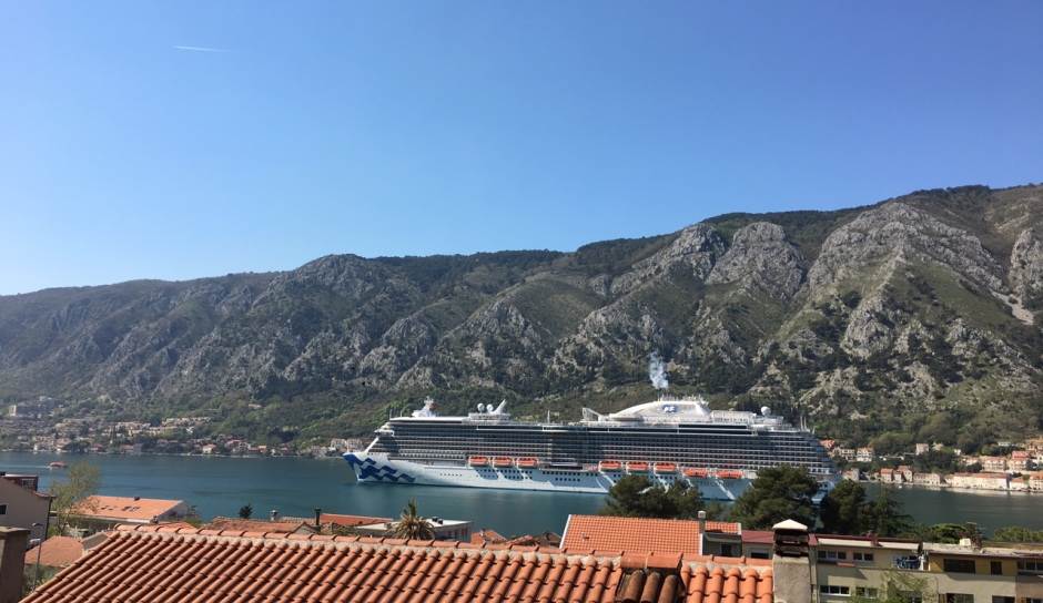 Iskustvo rada na prekookeanskom kruzeru