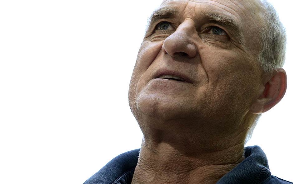 Koji fakultet je zavšrio Lazar Ristovski?