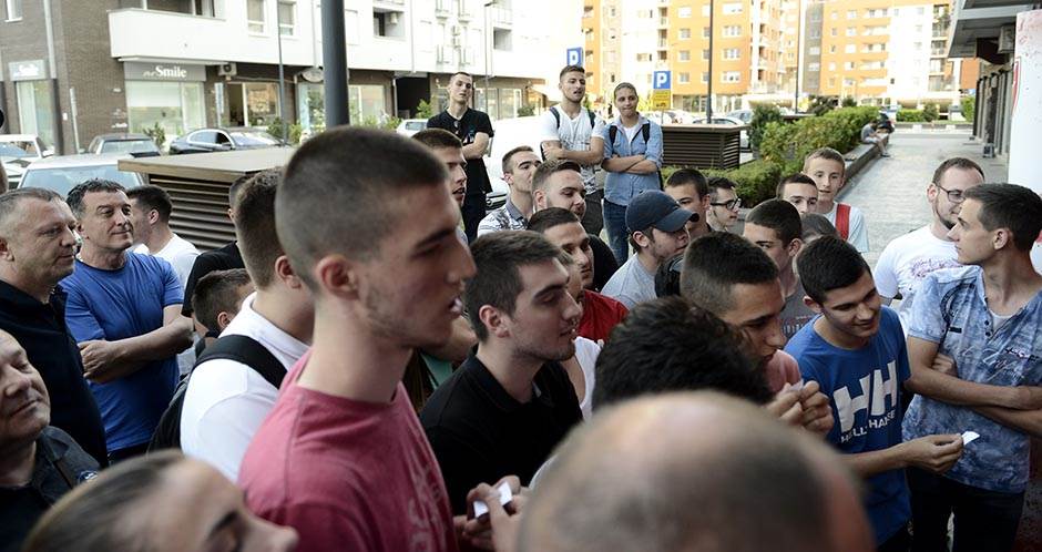 Mičel Donald navijači Crvene zvezde su spremni da umru za klub 