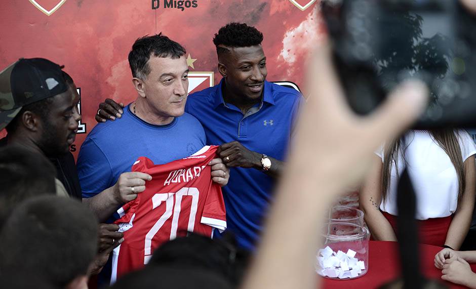 Mičel Donald navijači Crvene zvezde su spremni da umru za klub 