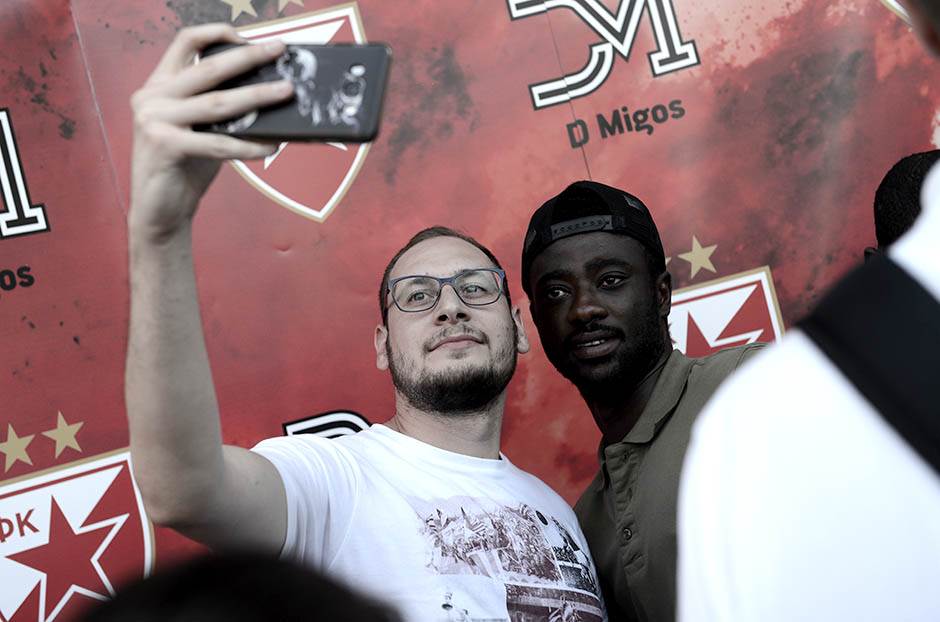 Mičel Donald navijači Crvene zvezde su spremni da umru za klub 