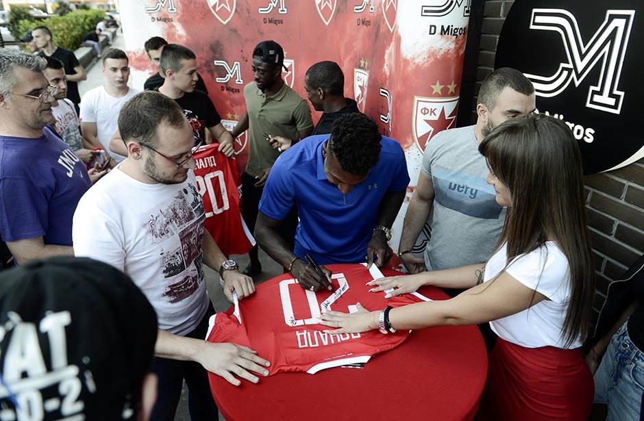Mičel Donald navijači Crvene zvezde su spremni da umru za klub 